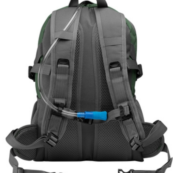 american outback hydration pack